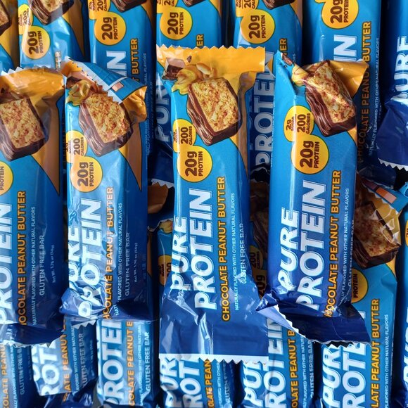 Pure Protein Chocolate Peanut Butter Bars, 20 count (Barras de Proteína) - Picture 6 of 8